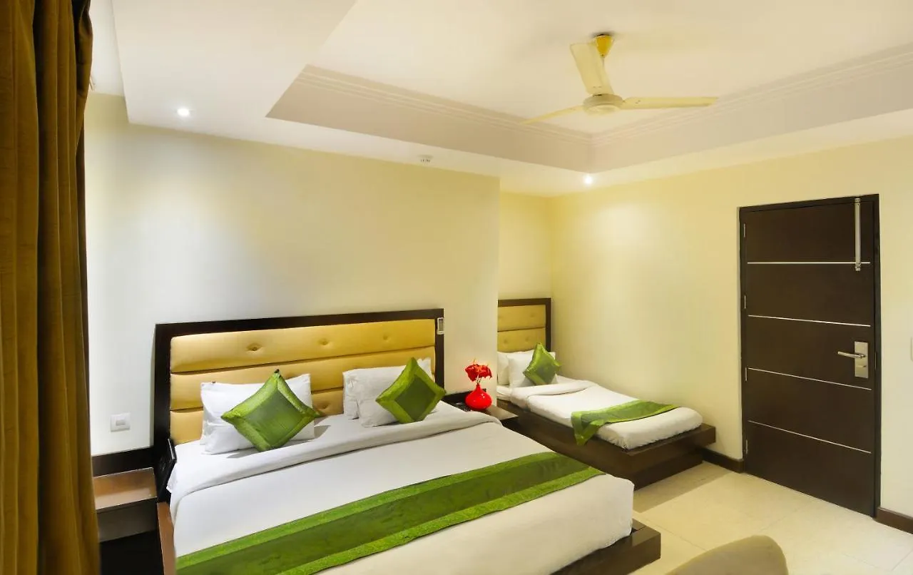 Hotel Aura @Airport New Delhi