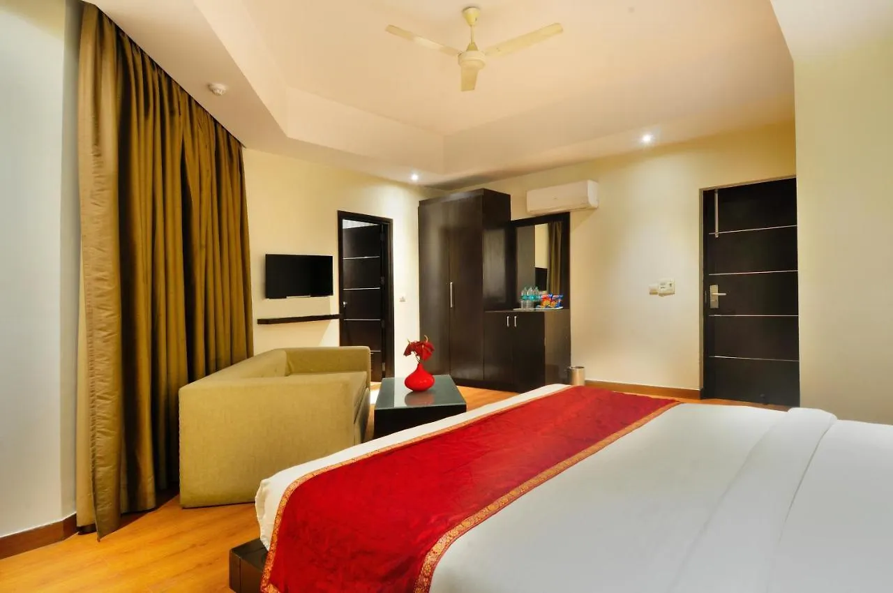 Hotel Aura @Airport New Delhi